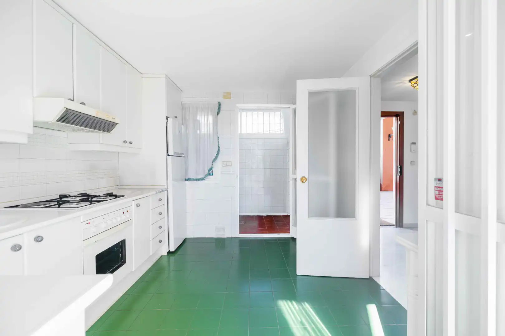 Cocina de Dúplex en venta en Marbella con Terraza, Alarma y Piscina comunitaria