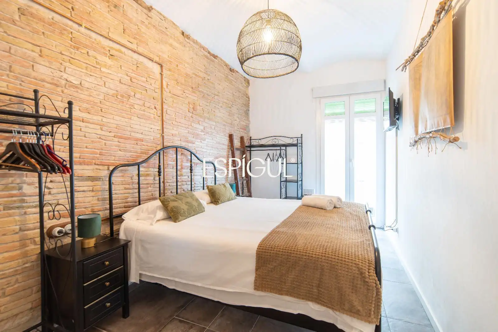 Schlafzimmer von Wohnung zum Verkauf in Girona mit Klimaanlage, Heizung und Terrasse