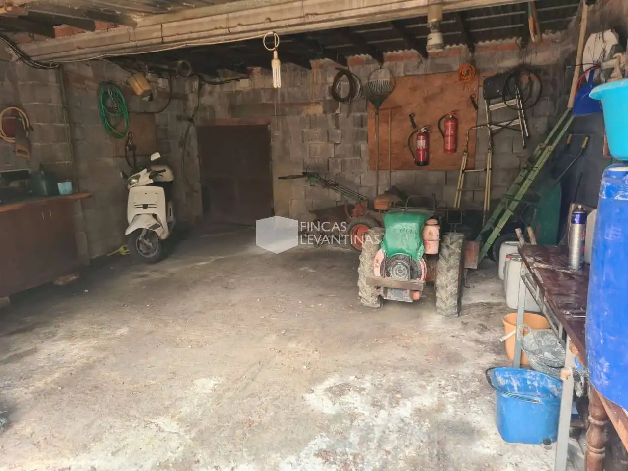 Aparcament de Casa o xalet en venda en Finestrat