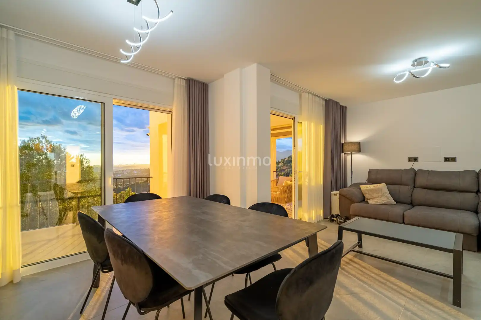Wohnzimmer von Country house zum Verkauf in Altea mit Klimaanlage, Heizung und Terrasse