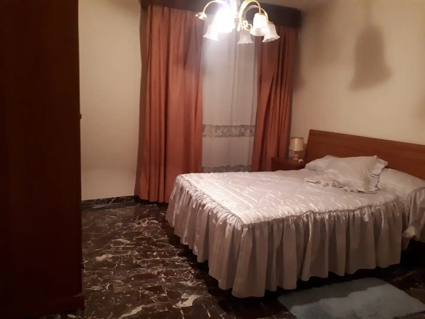 Dormitori de Casa o xalet en venda en Jaén amb Aire condicionat, Calefacció i Terrassa