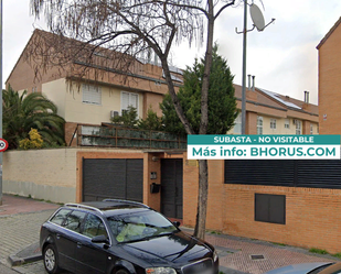 Exterior view of House or chalet for sale in Alcalá de Henares  with Swimming Pool