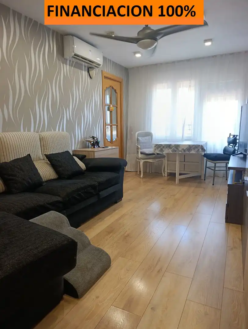 Sala de estar de Piso en venta en Zaragoza con Aire acondicionado, Terraza y Amueblado