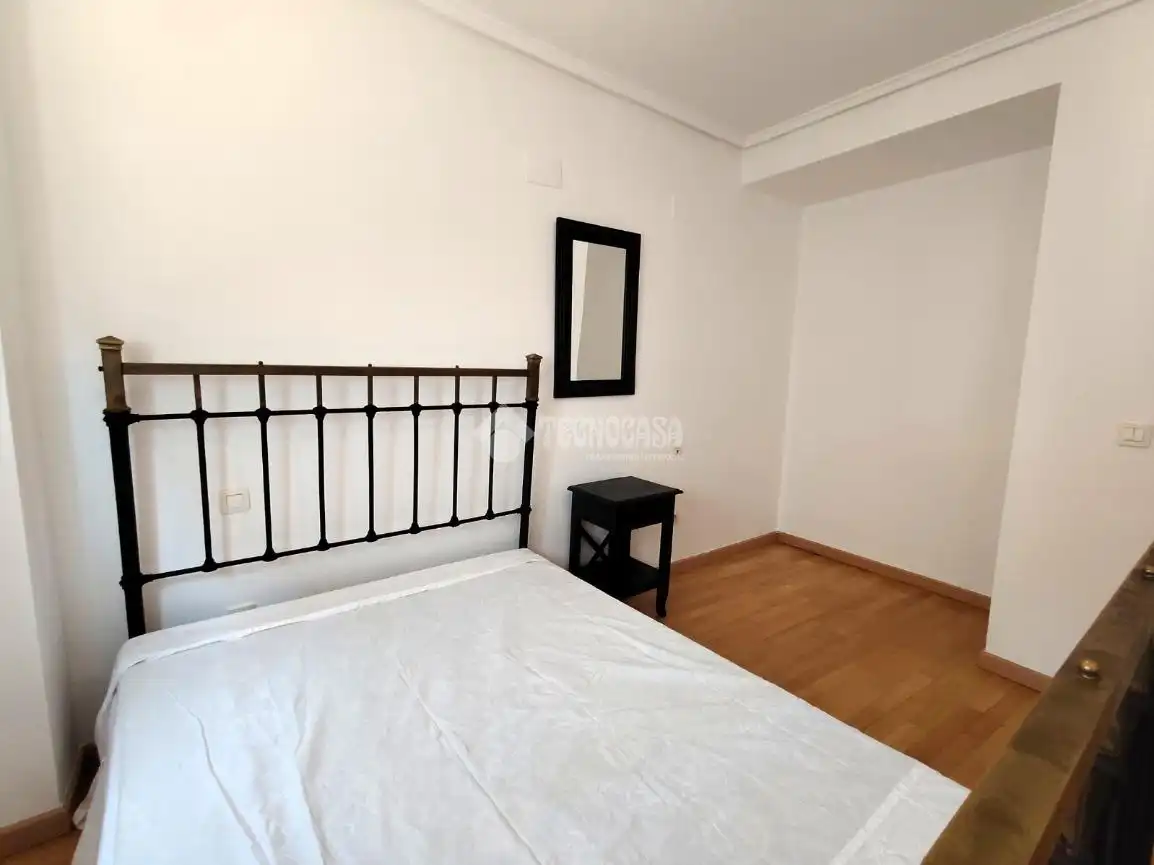 Habitación de Piso de alquiler en Zaragoza con Calefacción, Parquet y Terraza