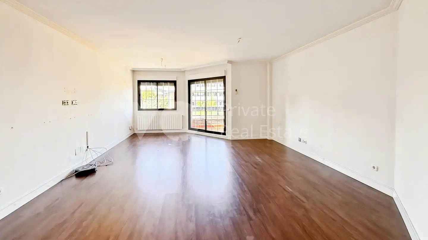 Sala d'estar de Pis en venda en Majadahonda amb Aire condicionat, Calefacció i Terrassa