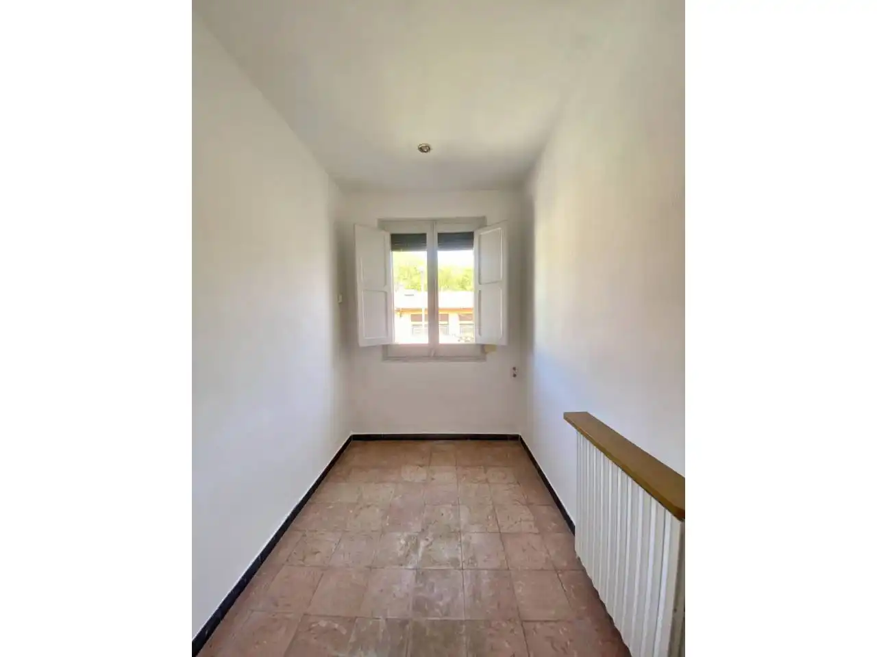 Terrassa de Casa o xalet en venda en Sant Joan Les Fonts amb Calefacció i Jardí privat