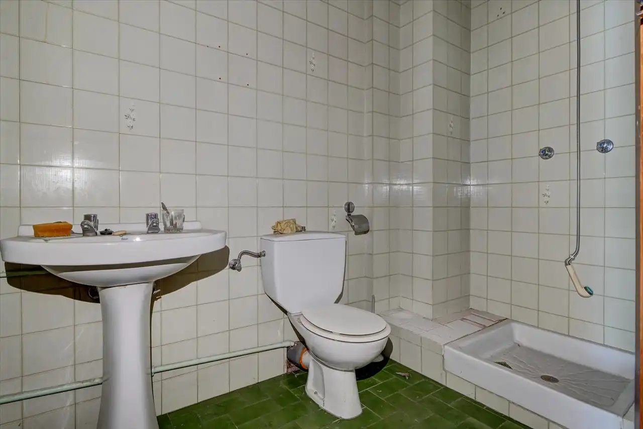 Bathroom of Industrial buildings for sale in Bilbao 