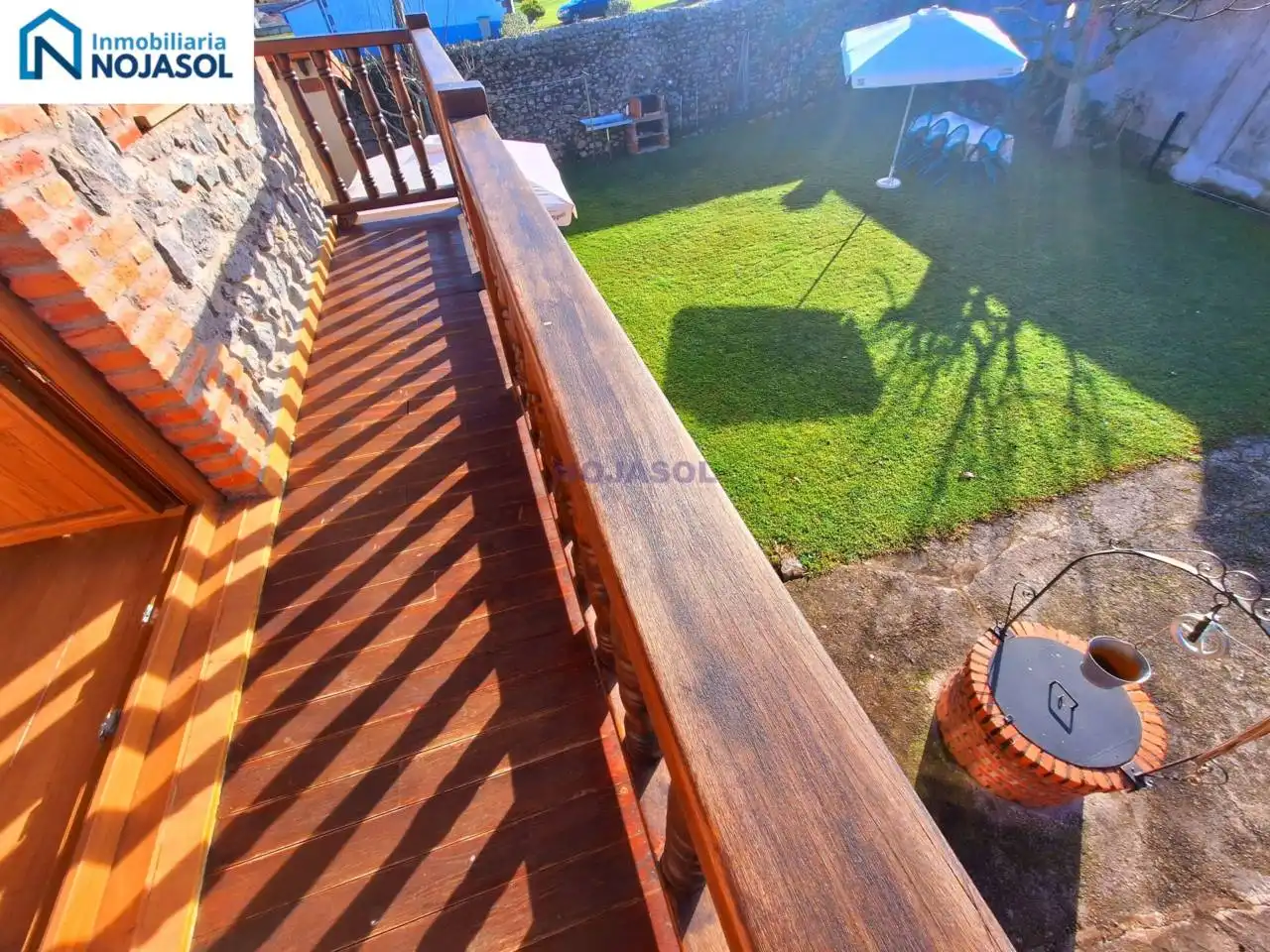Terraza de Casa o chalet de alquiler en Noja con Calefacción, Jardín privado y Terraza