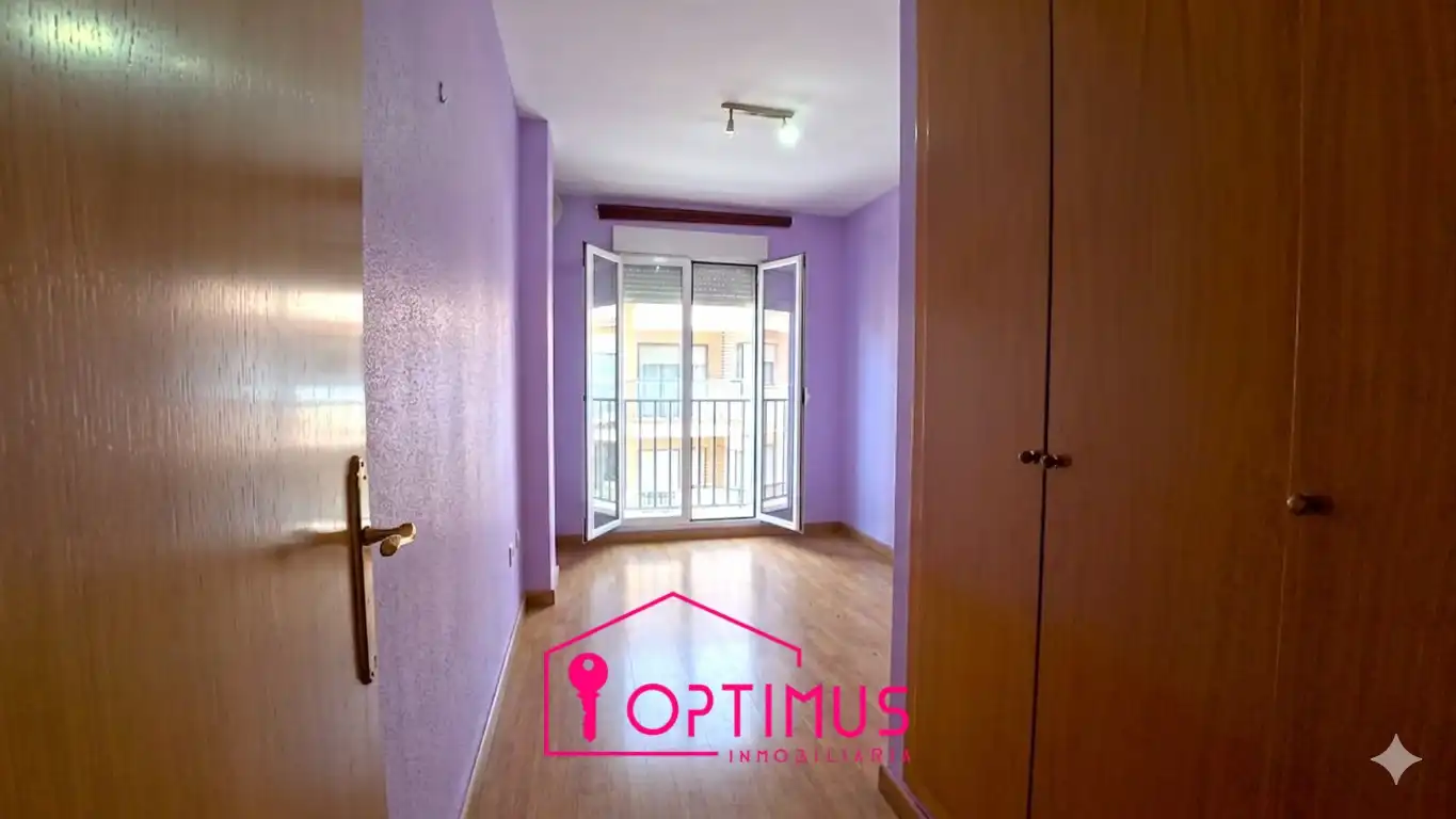 Habitación de Piso en venta en Turís con Aire acondicionado, Terraza y Balcón