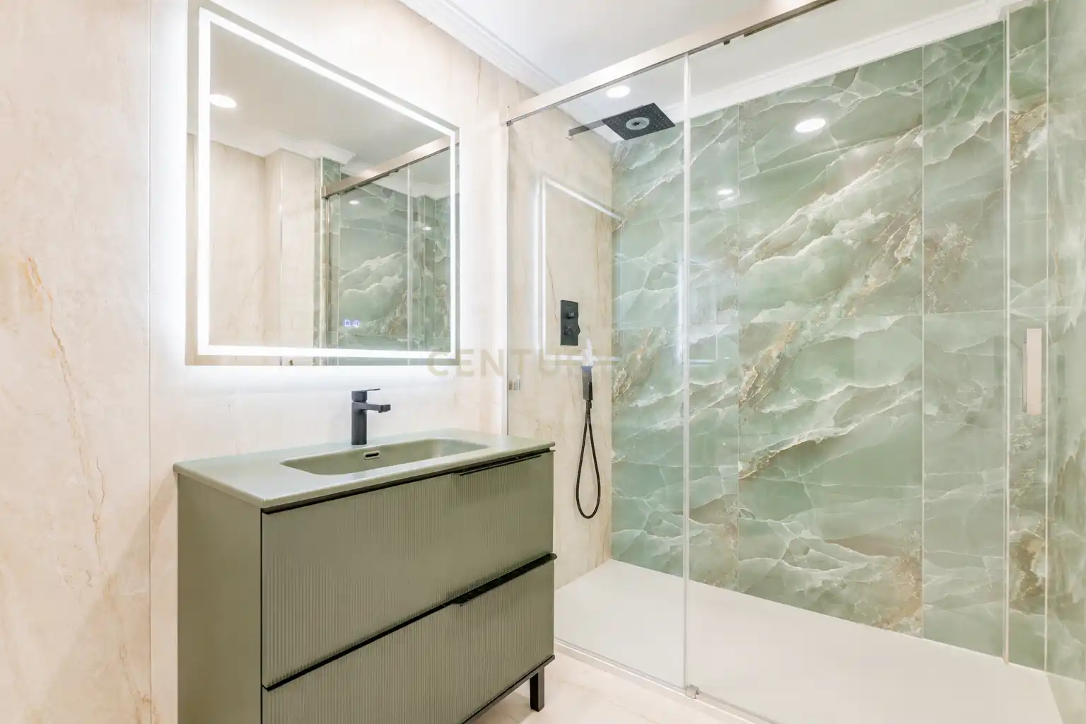 Bathroom of Flat for sale in Alzira  with Air Conditioner