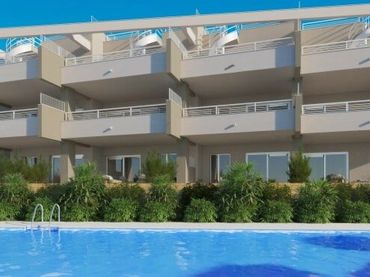 Bajo con piscina en venta en Playa Bahía Dorada