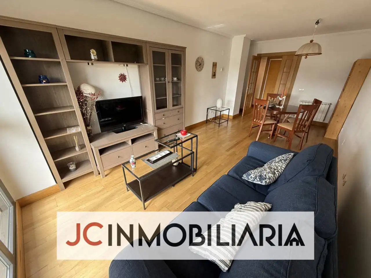Außenansicht von Wohnung zum Verkauf in Valladolid Capital mit Heizung, Parkett und Abstellraum