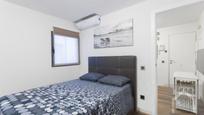 Bedroom of Flat for sale in  Madrid Capital  with Air Conditioner and Furnished