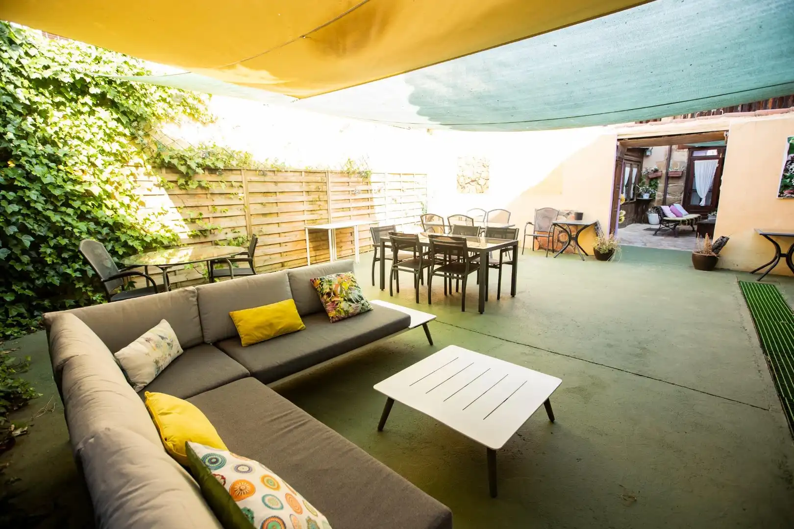 Terrasse von Gebäude zum Verkauf in Siétamo