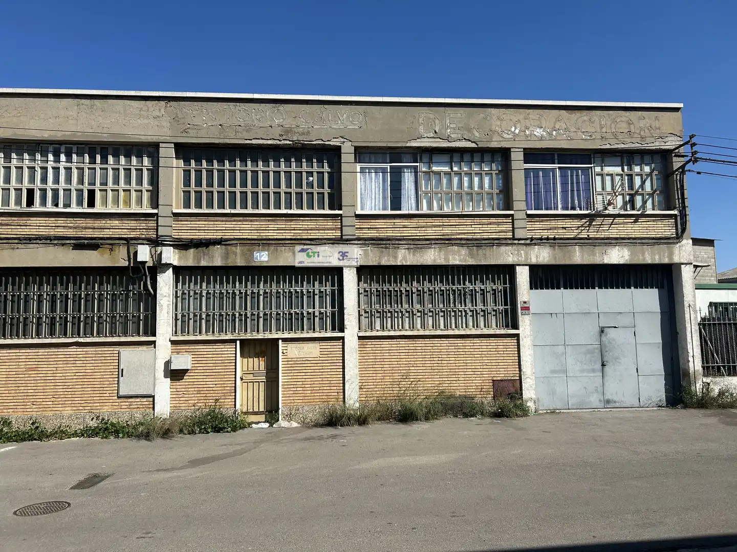 Industriegebäude zur Miete in ALCALDE FATÁS