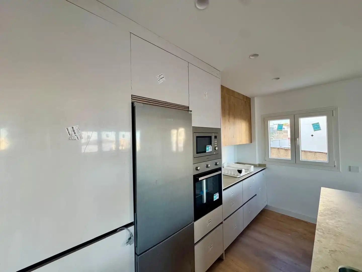 Küche von Maisonette zum Verkauf in Torremolinos mit Klimaanlage, Terrasse und Abstellraum