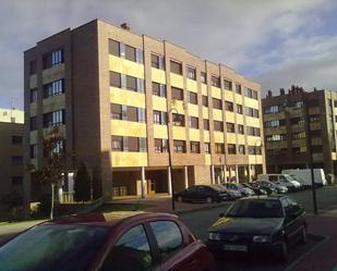 Vista exterior de Apartament en venda en Avilés amb Traster