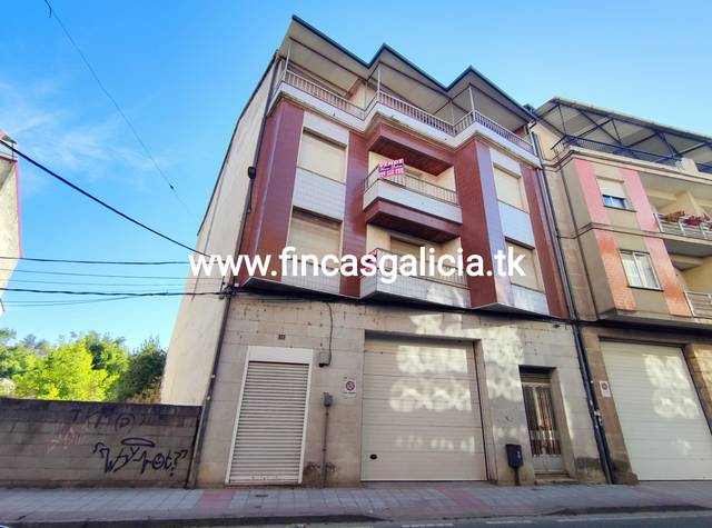 Edificio en Venta en Rúa de Elle en Verín