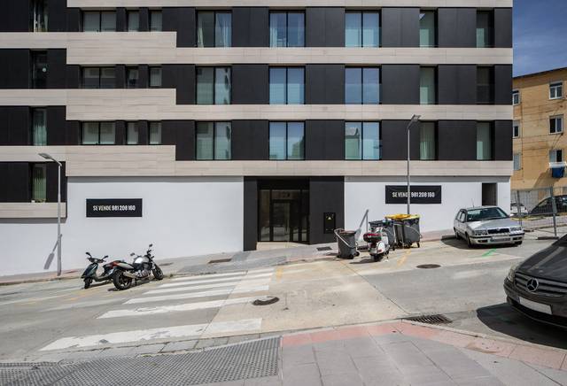 Local comercial en Venta en Rúa Rey Abdullah, 12 en San Pablo - Juan Flórez