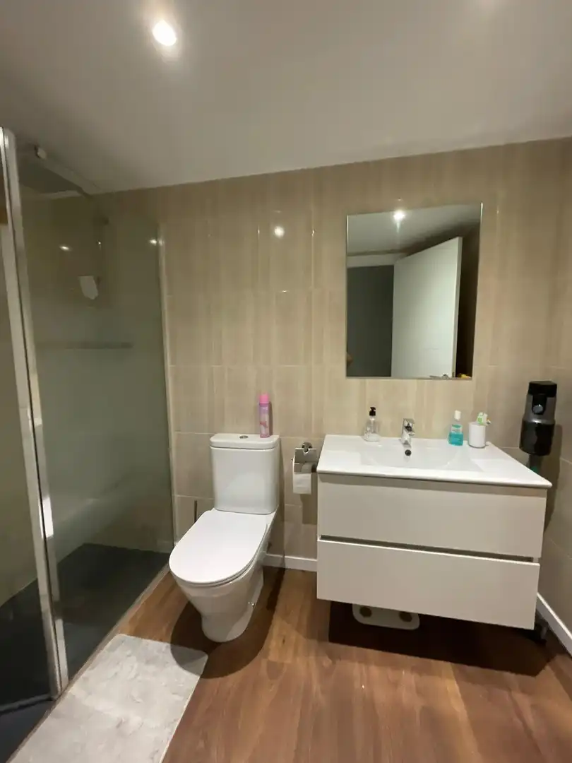 Baño de Piso en venta en Cambrils con Aire acondicionado, Calefacción y Amueblado