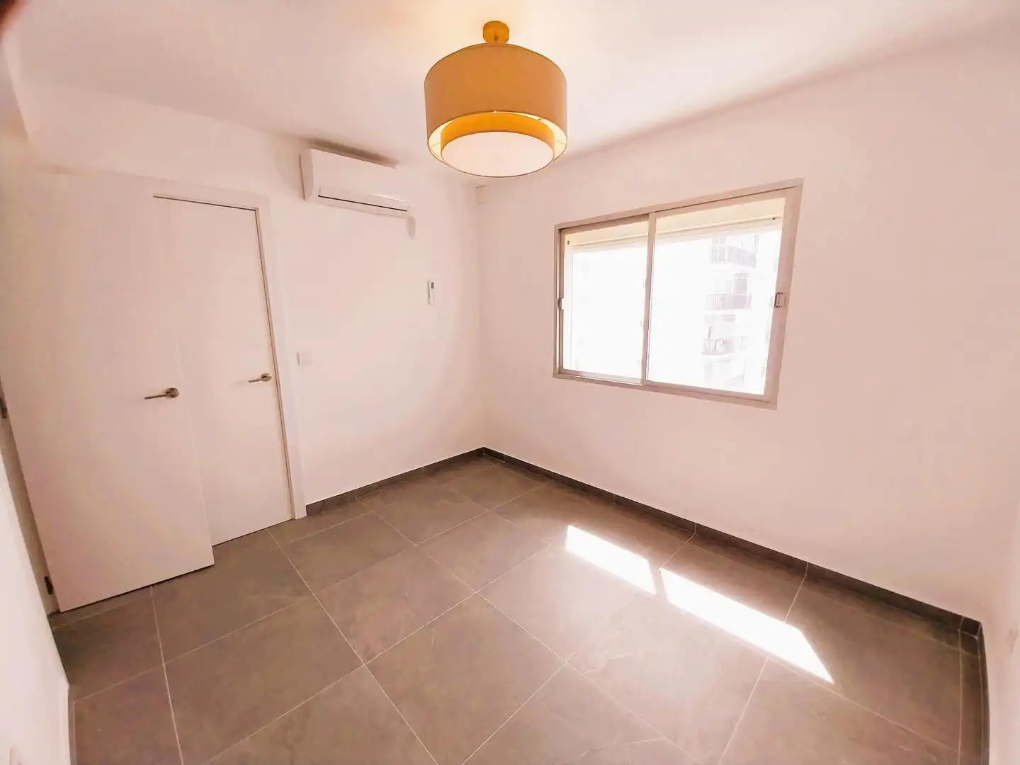 Apartamento con terraza en venta en Calle ALHAMAR, imagen 7