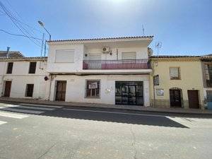 Local comercial en Venta en Calle Real en Montizón
