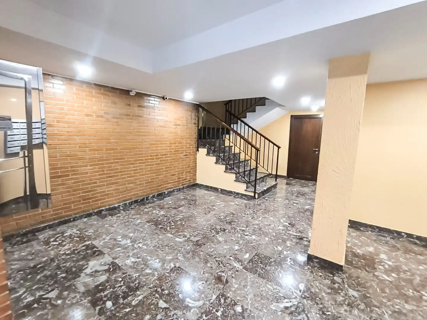Flat for sale in Zaragoza  with Air Conditioner, Heating and Terrace