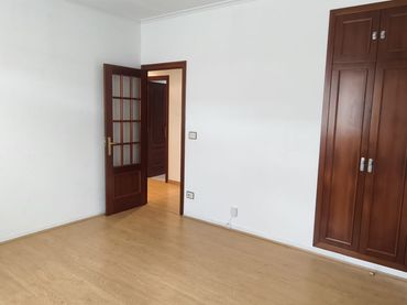 Flat for sale in Calle Claudio San Martín