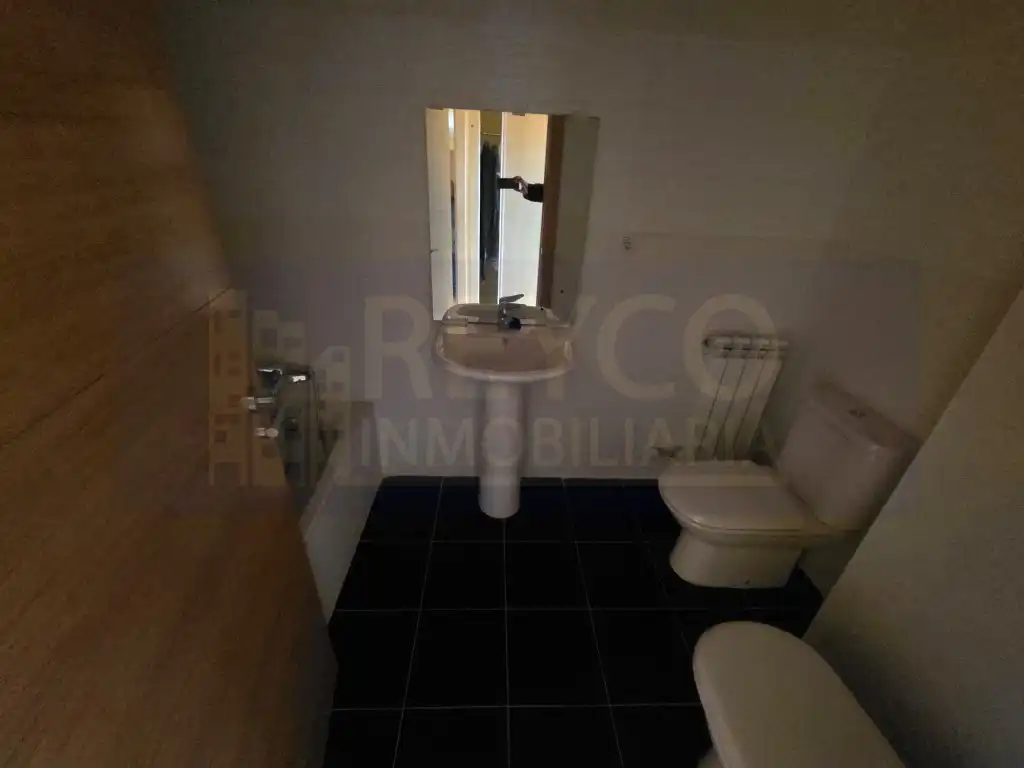 Badezimmer von Wohnungen zum Verkauf in  Logroño mit Heizung, Terrasse und Schwimmbad
