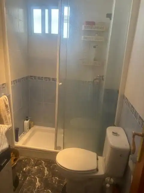 Baño de Piso en venta en Elche / Elx con Amueblado y Balcón