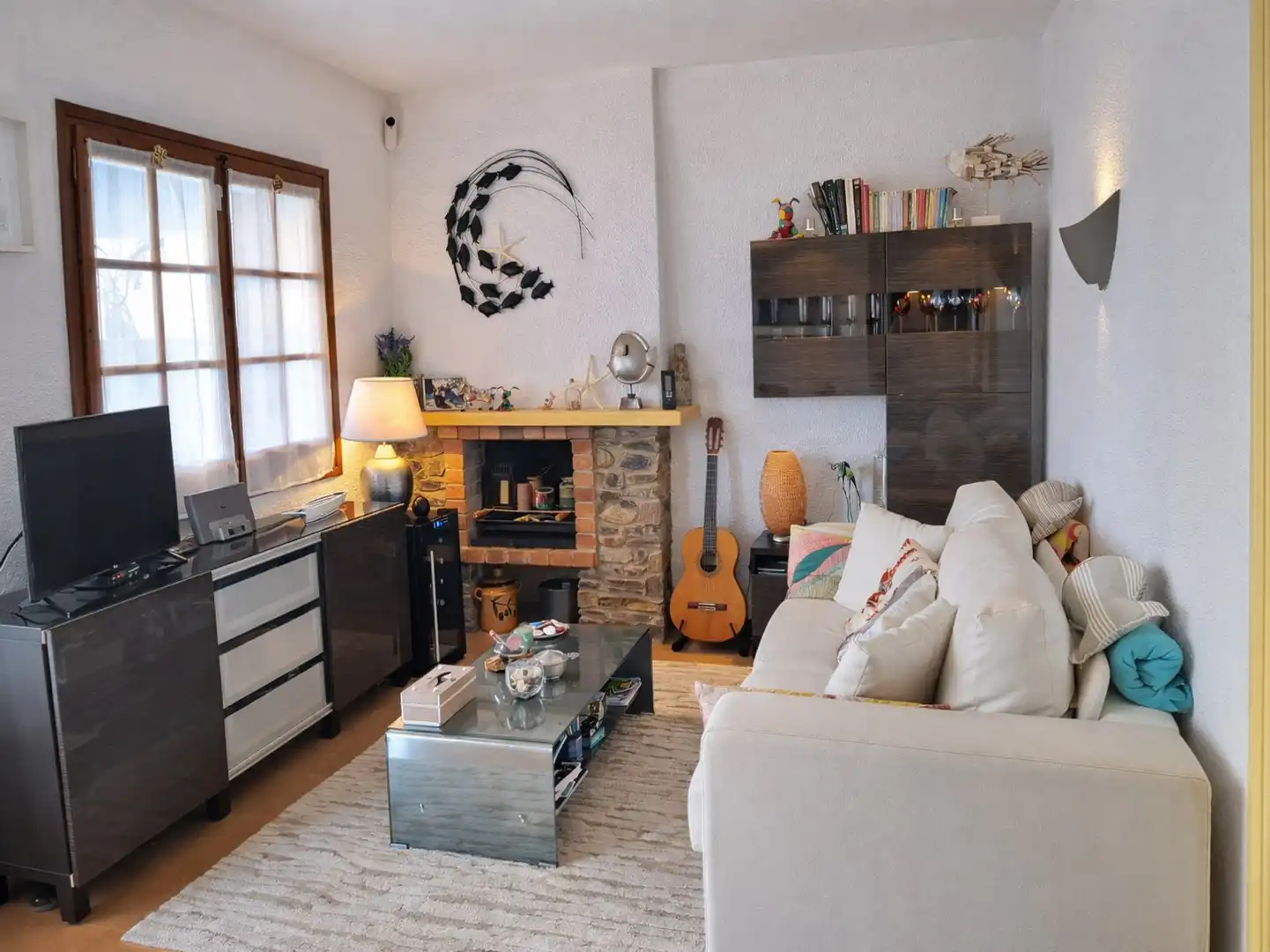 Sala d'estar de Àtic en venda en Llançà amb Calefacció, Terrassa i Moblat