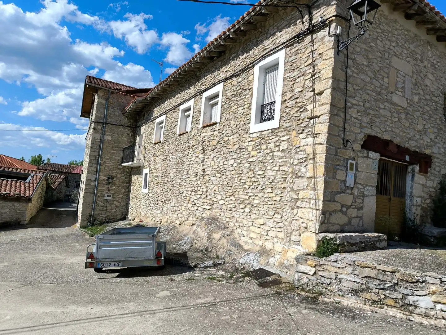 Vista exterior de Casa adosada en venda en Valdegovia / Gaubea