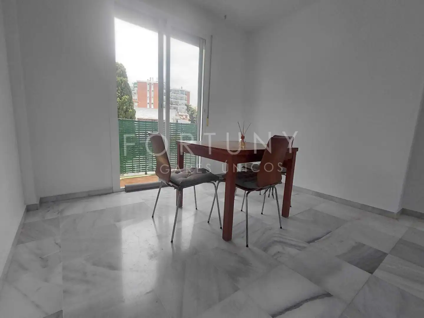 Comedor de Piso en venta en Torremolinos con Aire acondicionado, Calefacción y Terraza