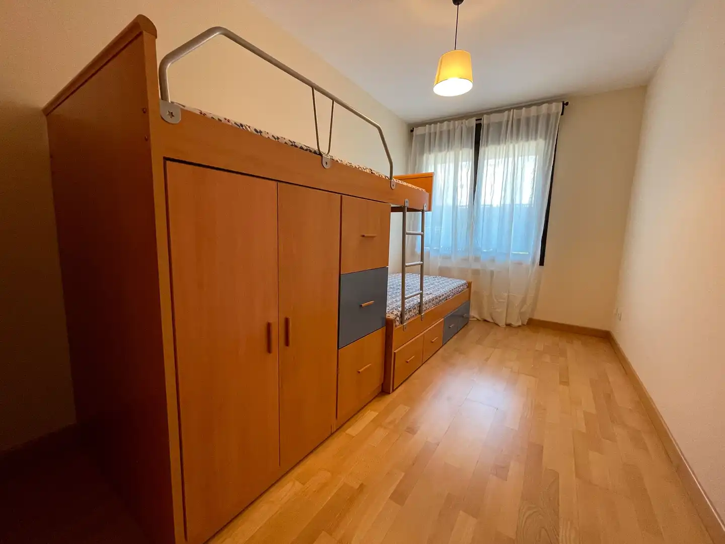 Flat for rent in Calle Ramon Margalef, Aranzana