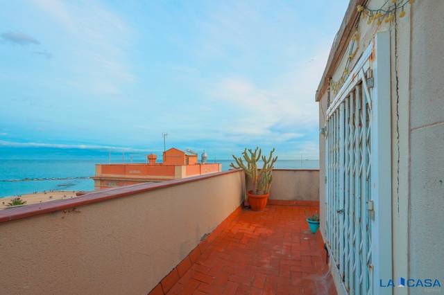 Ático en Venta en Carrer de Meer en La Barceloneta