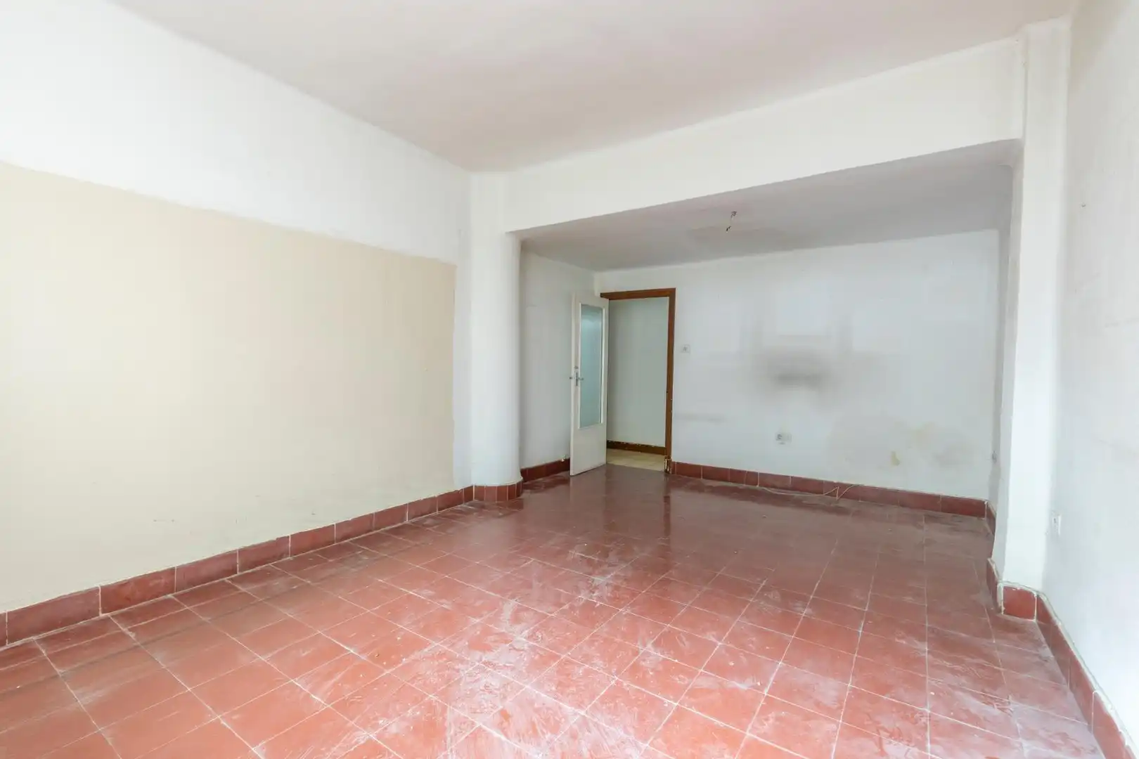 Piso en venta en Granada con Calefacción