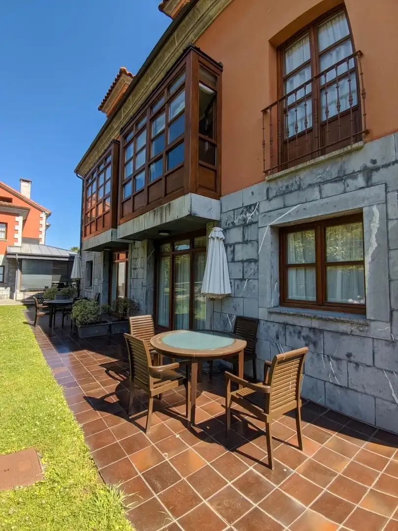Apartment mit Pool zur Miete in Póo 52, imagen 2