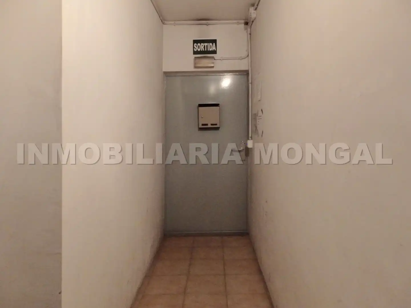 Einzelparkplatz zum Verkauf in Carrer de Girona 30, imagen 19