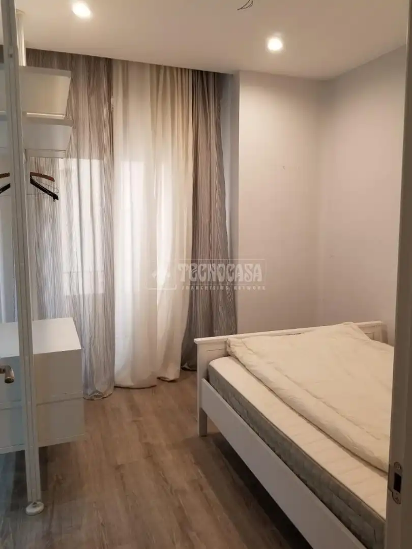 Habitación de Piso en venta en Madrid con Calefacción