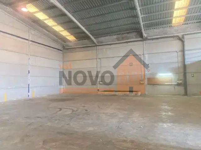 Fabrikhallen zur Miete in La Pobla Llarga