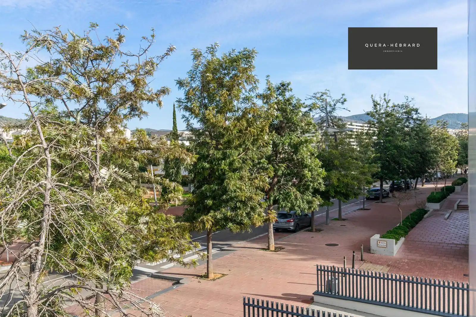 Flat for sale in Camí dels Capellans, Ametllers - Poble-Sec