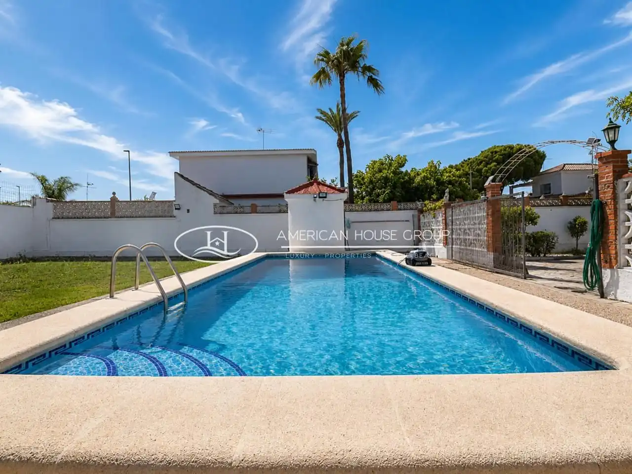 Piscina de Residencial en venta en Chiclana de la Frontera