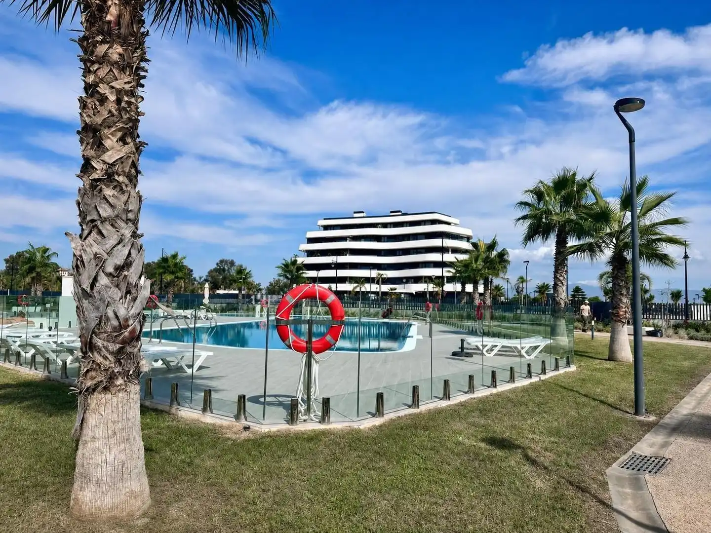 Apartament amb piscina en venda a Avenida Avenida Mar de Alborán 15, imagen 25