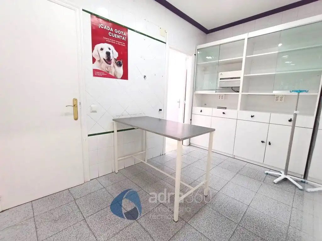 Business premises for sale in Avenida de Navarra, imagen 12