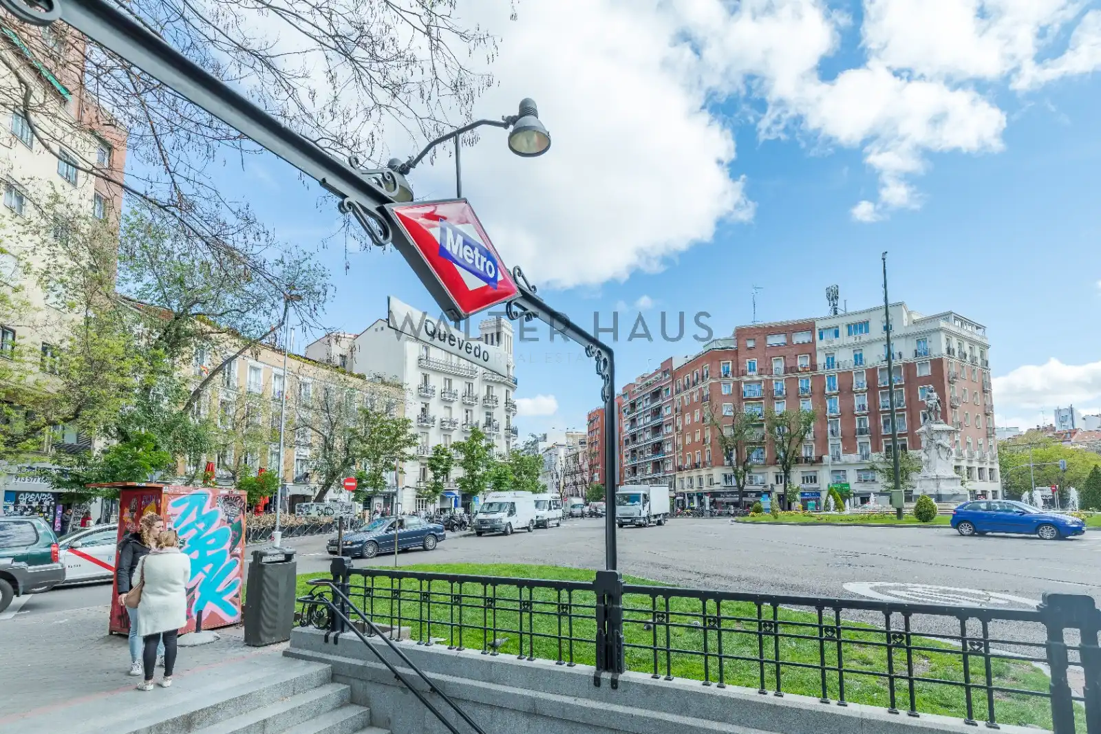 Vista exterior de Pis en venda en Madrid amb Aire condicionat, Moblat i Forn