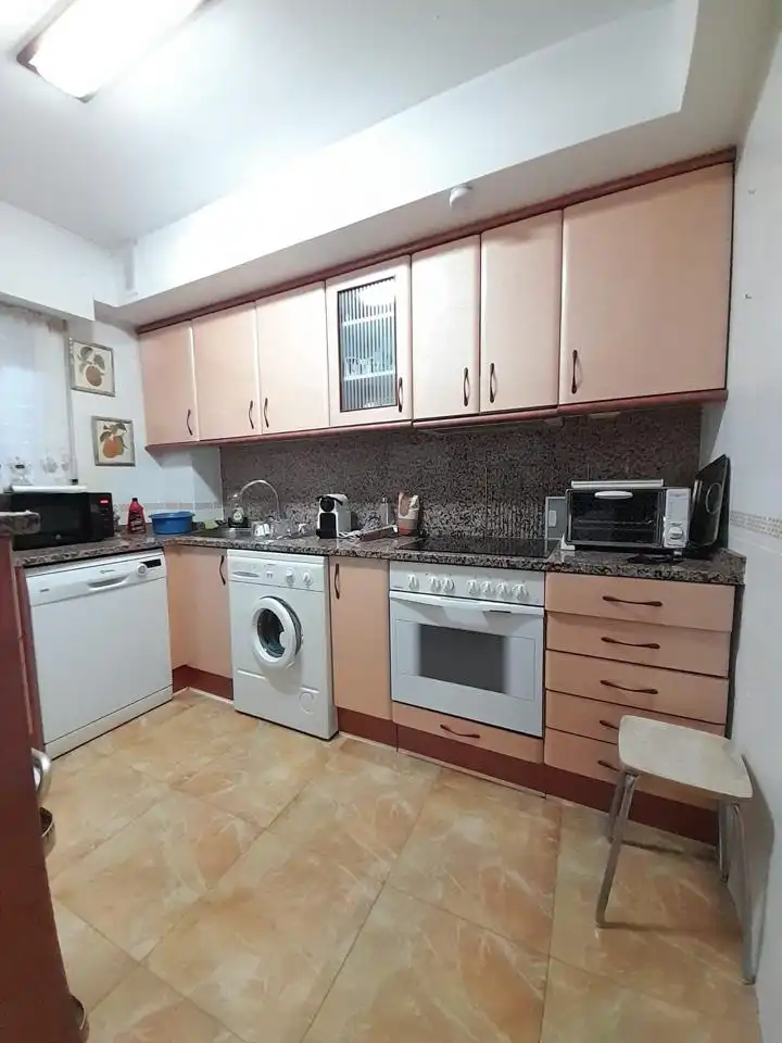 Küche von Wohnung zum Verkauf in Zaragoza mit Heizung, Abstellraum und Balkon