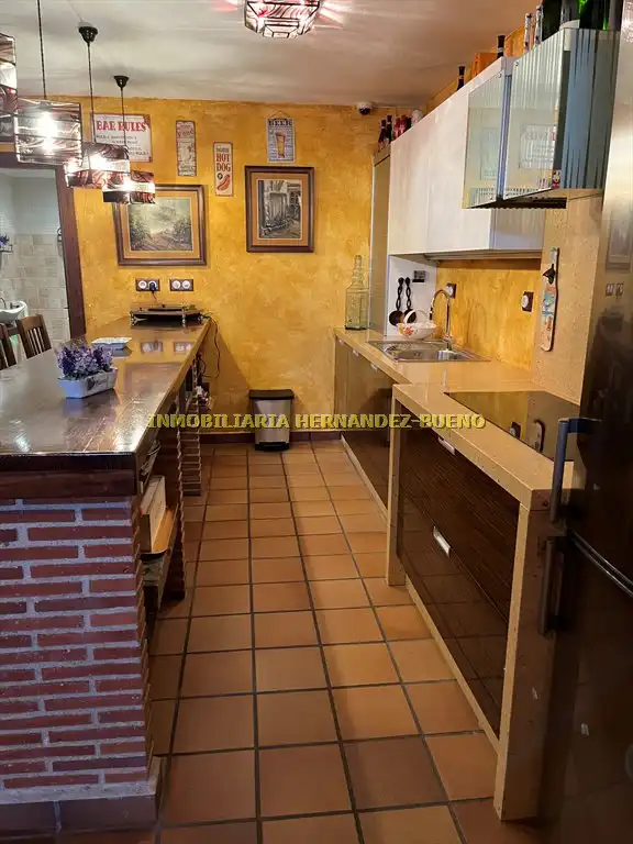 Cocina de Casa o chalet en venta en Carbajosa de la Sagrada con Aire acondicionado, Calefacción y Jardín privado