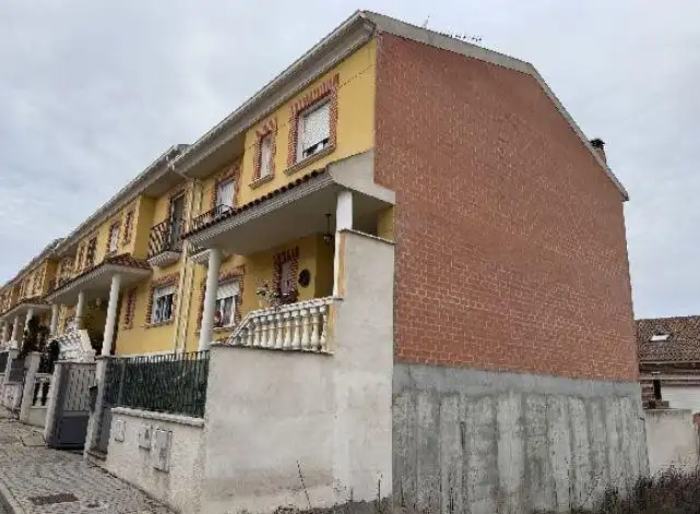 Adossat en venda a Calle Reina Sofia 8, imagen 2