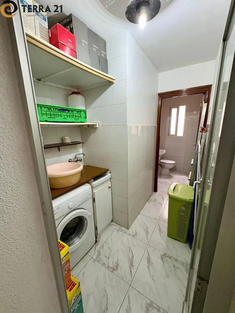 Bathroom of Flat for sale in Jaén  with Balcony