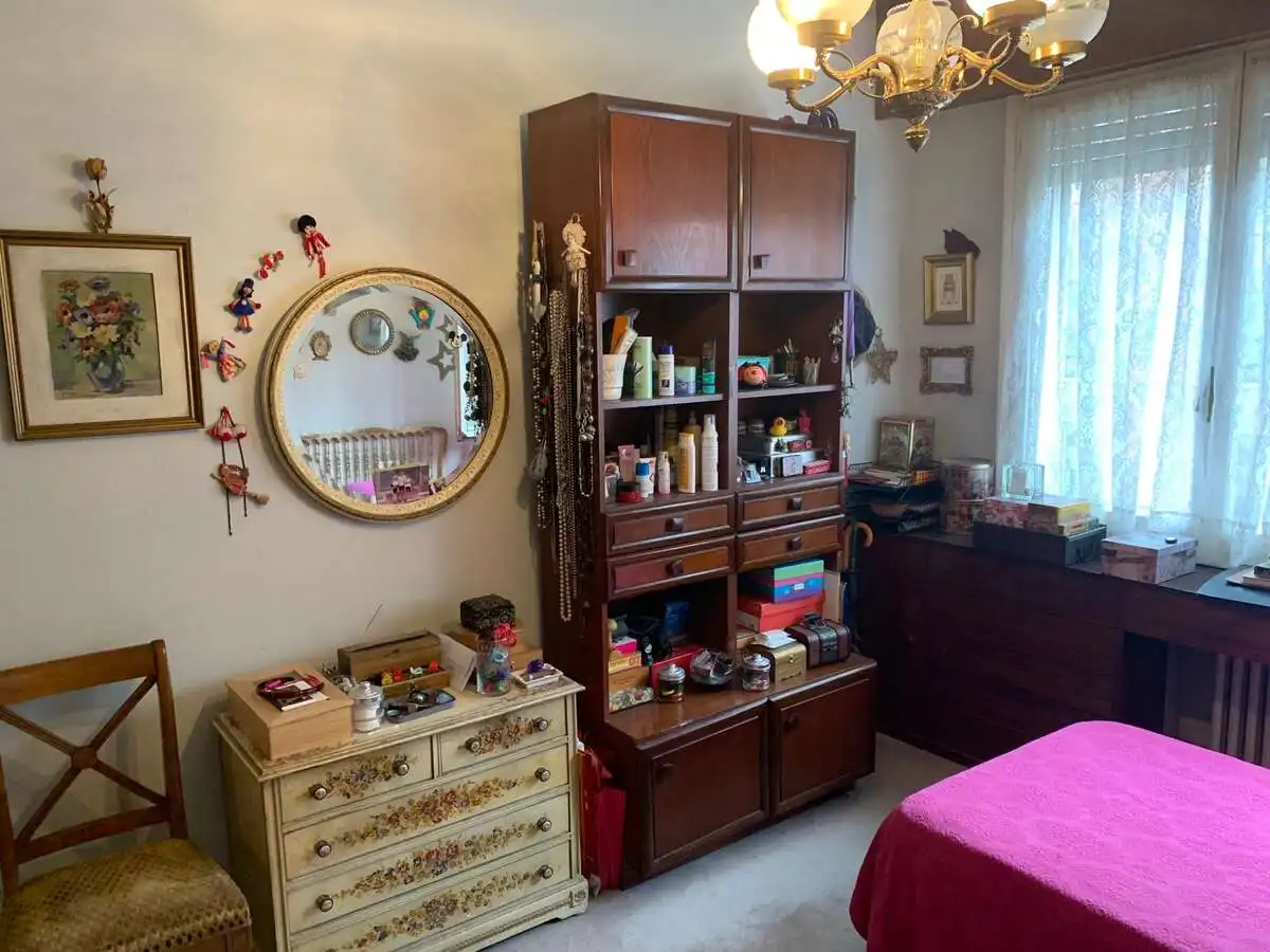 Habitación de Piso en venta en Bilbao  con Calefacción, Terraza y Trastero